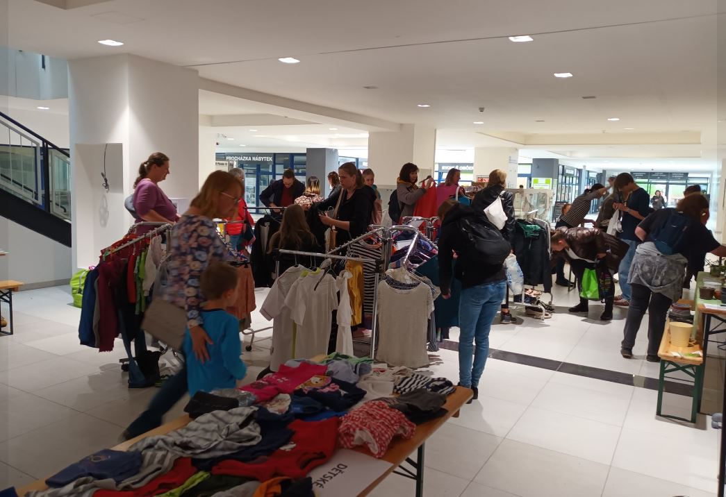 Swap - výměna oblečení mezi spoluobčany na Praze 13.